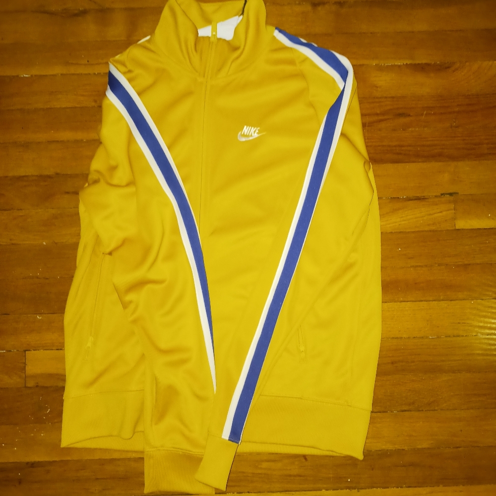 Nike sweatsuit